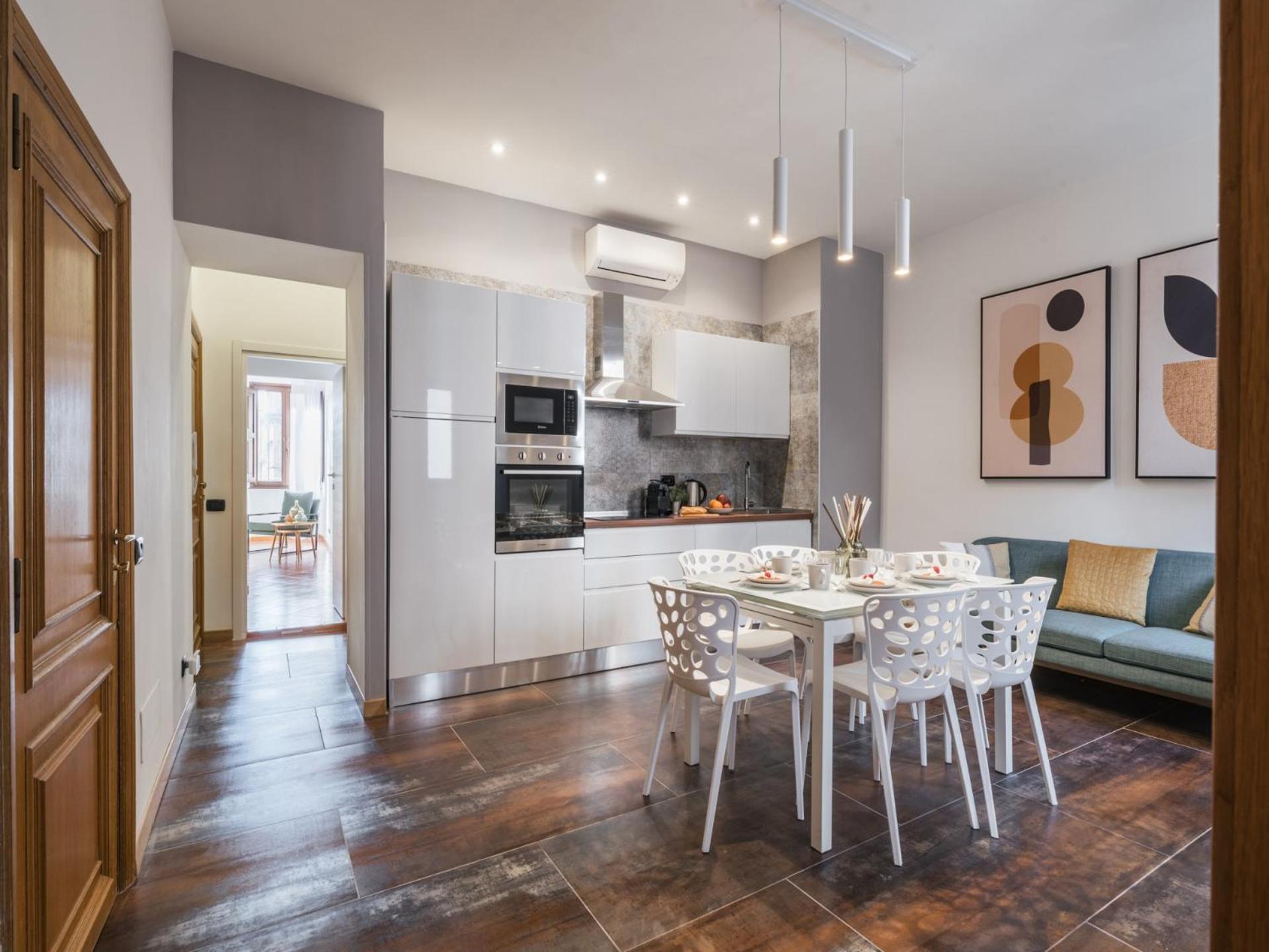 The Best Rent - Four-Room Apartment A Few Steps From The Trevi Fountain 외부 사진